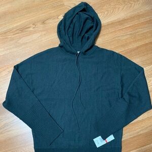 RetroFox size M hoodie NWT